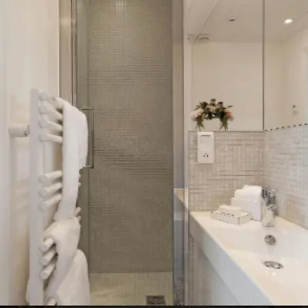 Apartment Rue Saint Didier Champs Elysees *